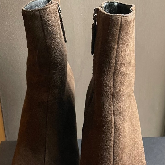 Prada Chocolate Brown Ankle Boots size 39 new heels soles in pristine condition - Picture 7 of 14